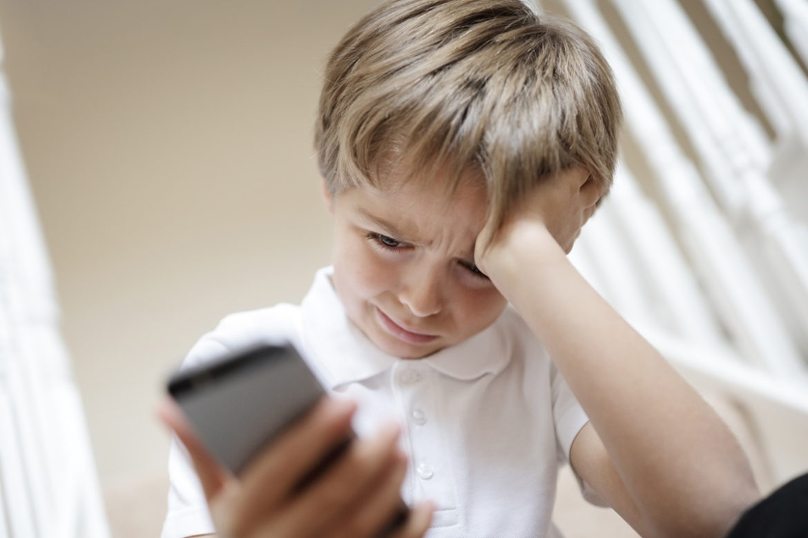How to Ensure Kids Safety Online and Prevent Cyber Bullying